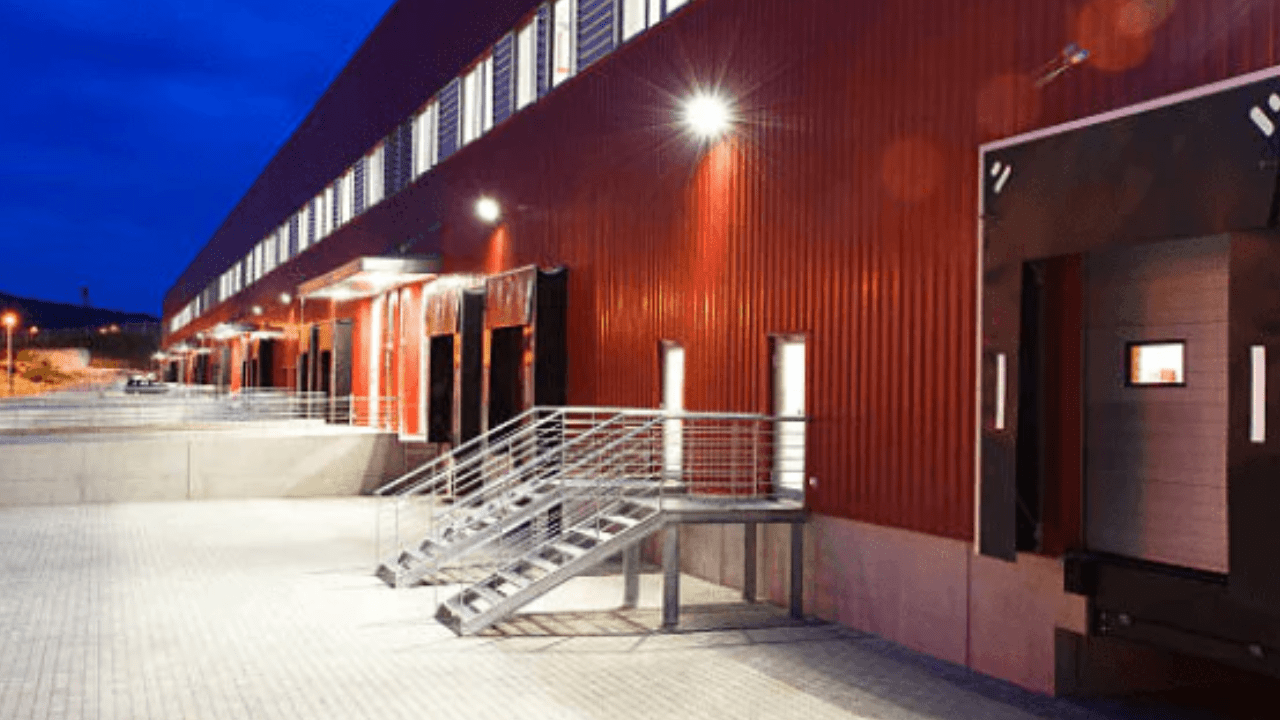 How Do LED Flood Lights Save Energy Compared To Traditional Lighting Sources?